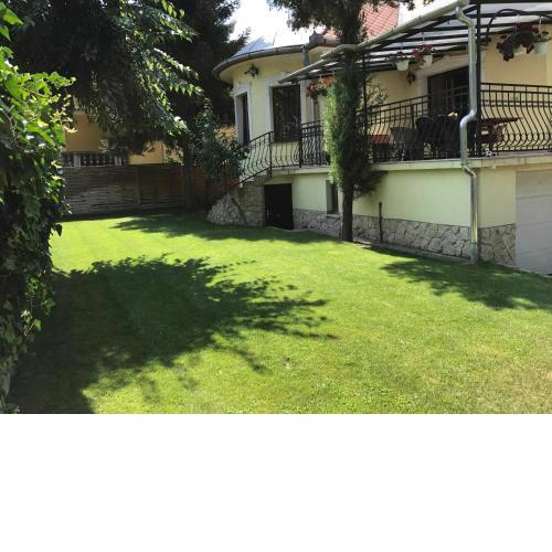 Palma Villa in City Park Budapest - semi suteren