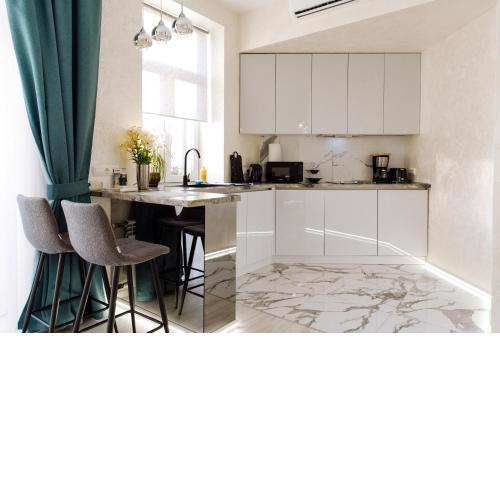 Panorama Luxury Apartment in The House with a Spire, a historical building in the city centre