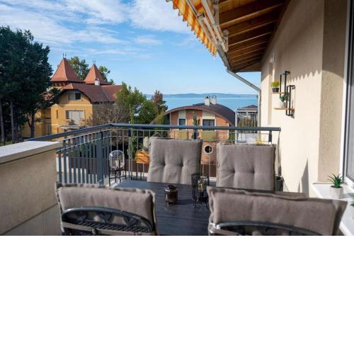 Panorámás lakás a Balatonnál, Siófok
