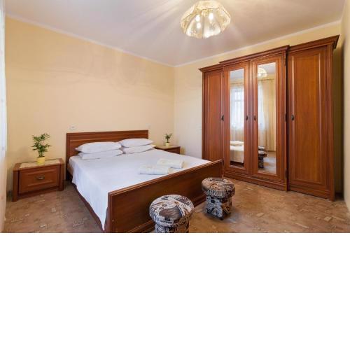 Paradise apartments