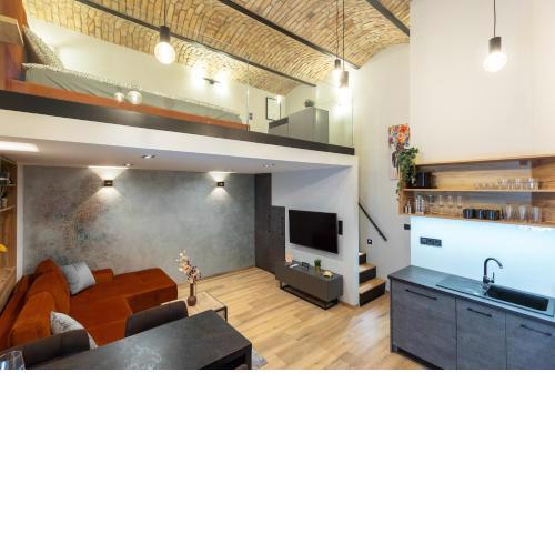 Parliament Dream Apartment!