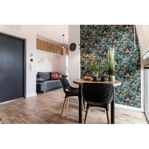 Parrot - 77 Apartments Wigury Street