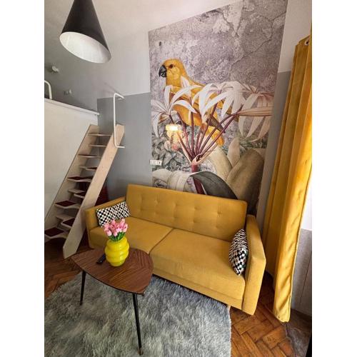 Parrot Apartment Main Station Cracow
