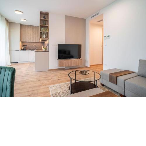 Patronka Apartments - Stylish apartment with a spacious terrace