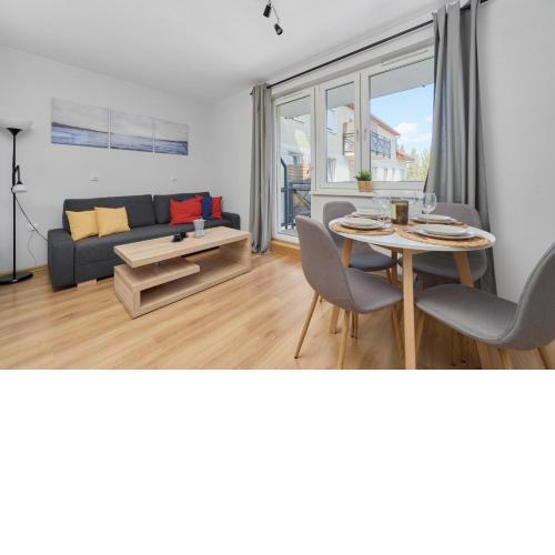 Peaceful Wrocław Apartment for 4 Guests with Balcony by Noclegi Renters