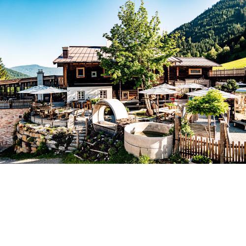 Peakini Farmhaus