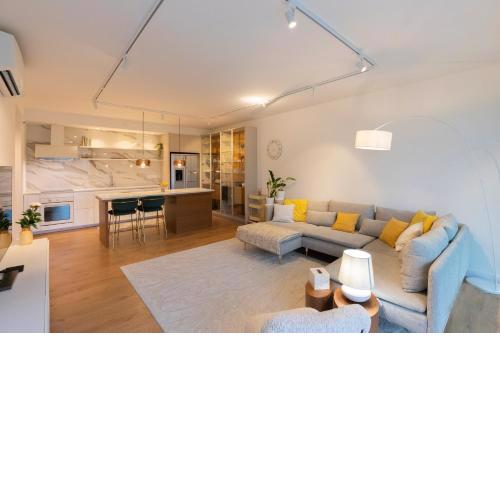 Pearl Bay Home