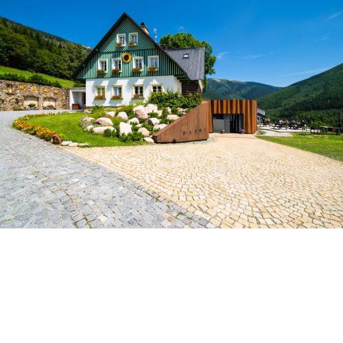 Pension Slunečnice & Panorama Restaurace Farma