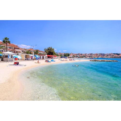 Penthouse Apartment LUX with a panoramic view, located on the beachfront of Ciovo-Trogir