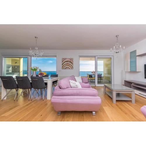 Penthouse Jure