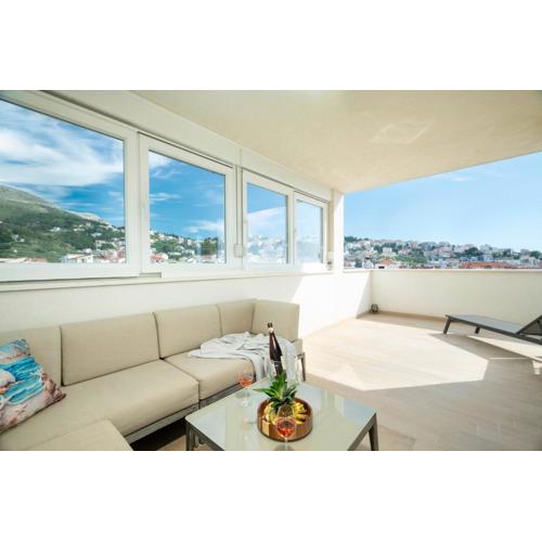 Penthouse Nika