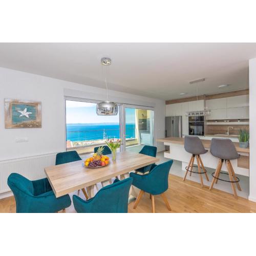 Penthouse Nikola