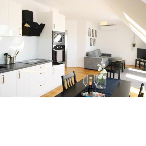 Penthouse with Amazing Terrace l LF42
