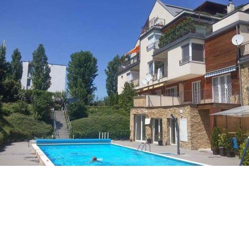 Peppy Apartment & Pool