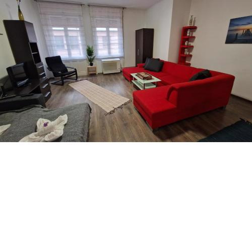 Perfect located flat with gametable