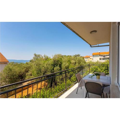 Pet Friendly Apartment In Malinska