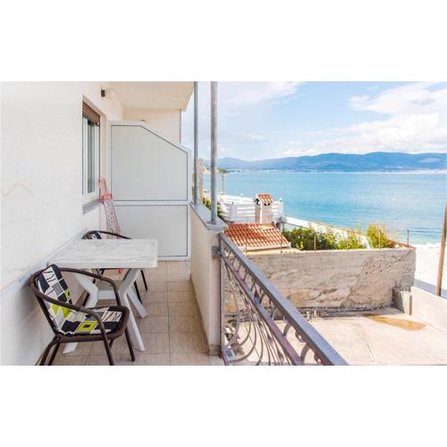 Pet Friendly Apartment In Slatine