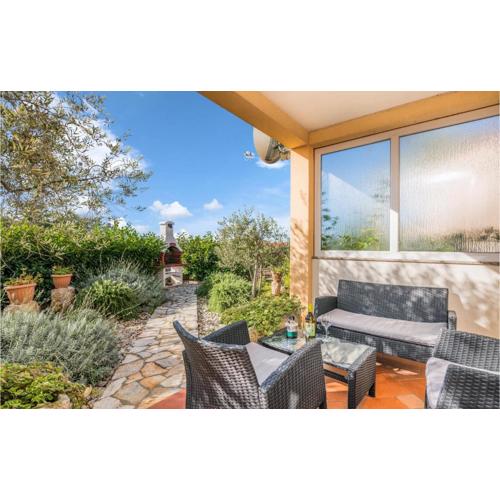Pet Friendly Apartment In Sveti Vid Miholjice