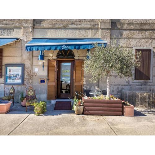 Pet-friendly apartment in the heart of Cres