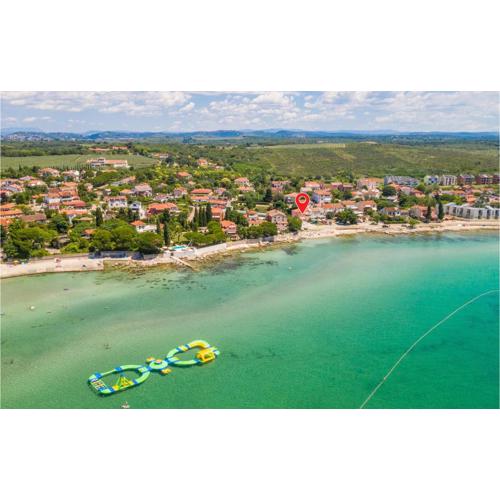 Pet Friendly Apartment In Zambratija