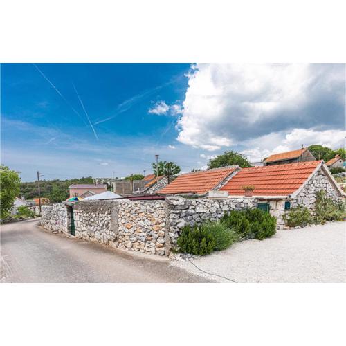 Pet Friendly Home In Blizna Donja