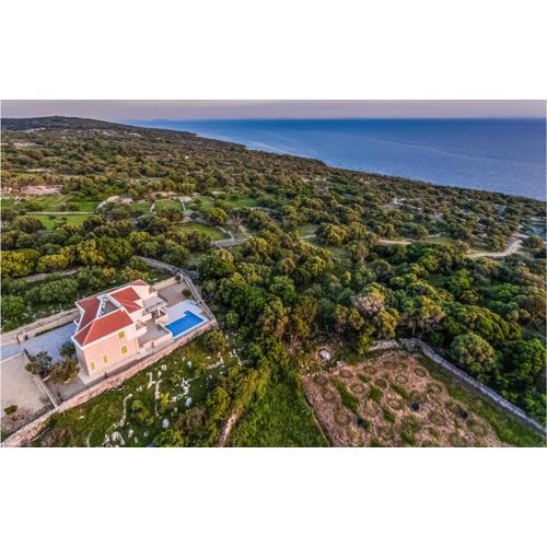Pet Friendly Home In Lun