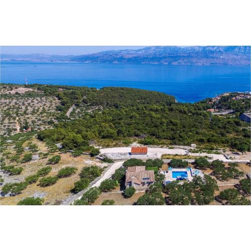 Pet Friendly Home In Postira With Wifi