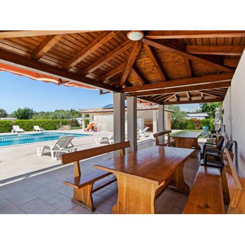 Pet-Friendly Retreat