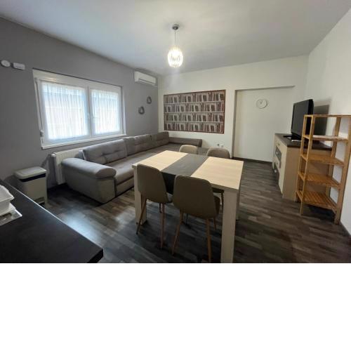 Petita Garden Apartman
