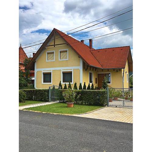 Petra Apartmanház