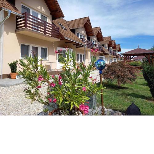 Petrovics Apartmanház 1