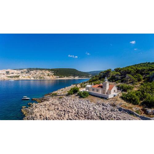 Phenomenal Pucisca Villa Lighthouse St, Nicholas 2 Bedrooms Floor Heating Private Jacuzzi