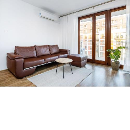 Pineapple Apartment Ochota, 3 Rooms, Parking