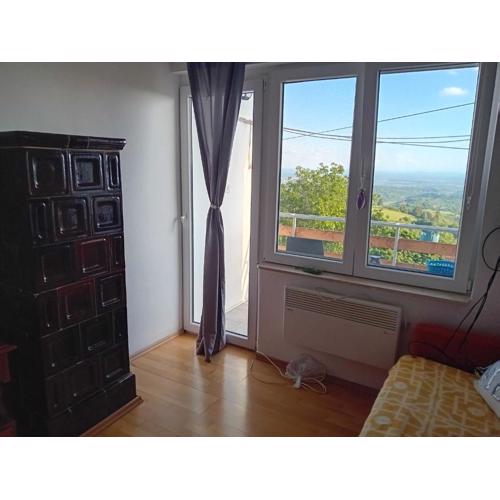 Plesivica Hillside HolidayHome Hot-Tub - 1 Bedroom