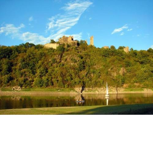 Pod hradem Cornštejn