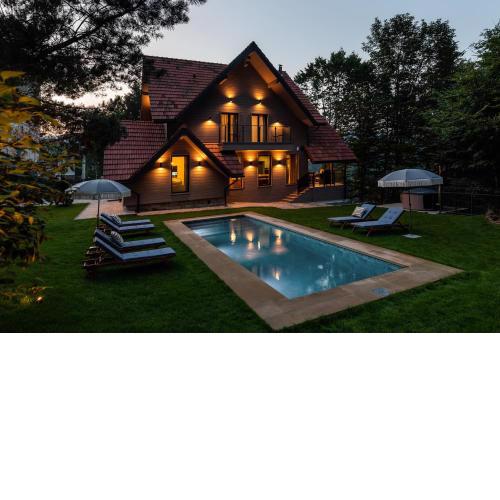 Poderey Villas