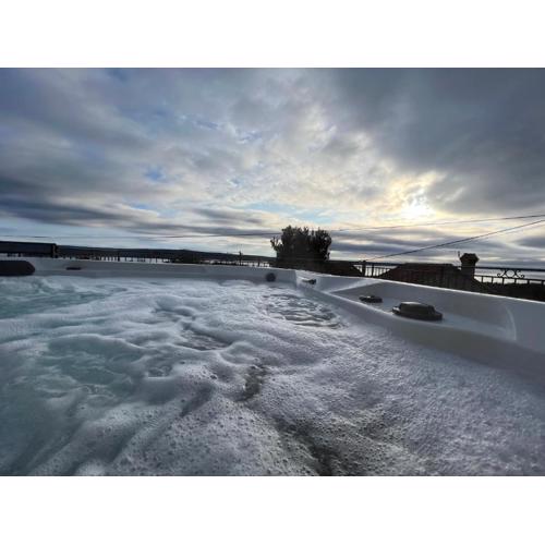 Podgora Experience Suite with jacuzzi