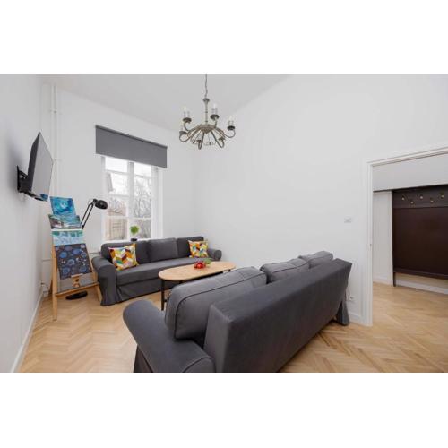Podwale Cozy Apartment for 6 Guests Warsaw Old Town by Noclegi Renters