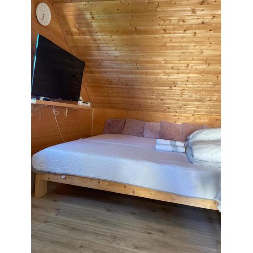Pokój Victoria na poddaszu z łożem King Size