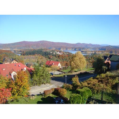 Pokoje Gościnne z widokiem na jezioro