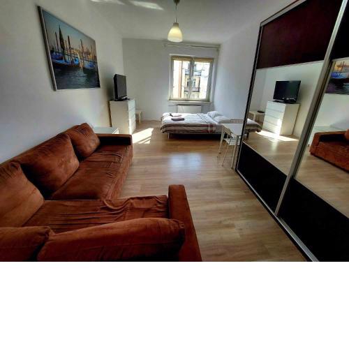 Pokoje w centrum Gdyni SW 78