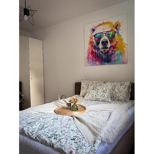 Polar Bear Apartment