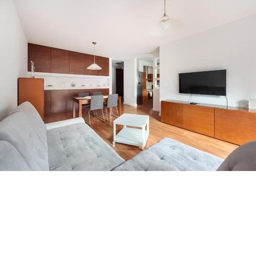 Pole Mokotowskie Spacious Apartment