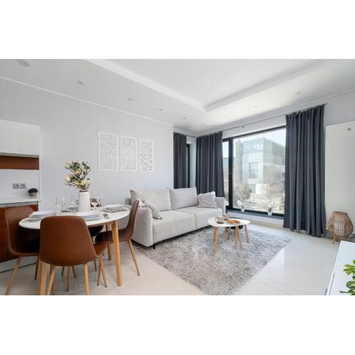 Półwiejska Modern Apartment with AC & Remote Work in Poznań Centre by Noclegi Renters
