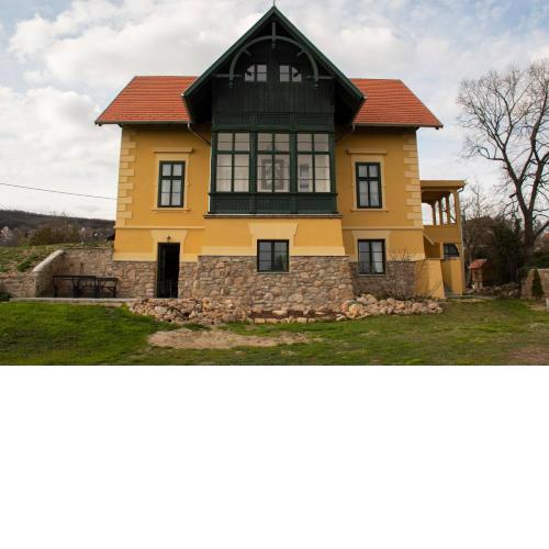 Polyák villa