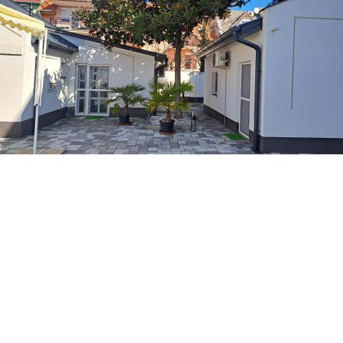 Pompár Magnólia Apartmanok