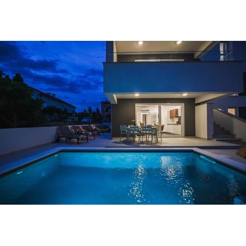 Pool apartments Banta A