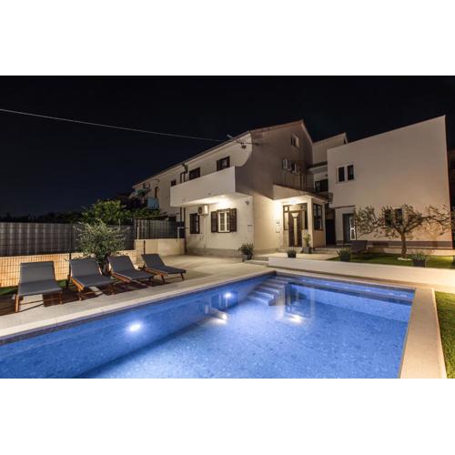 Poolhouse Domus