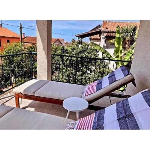 Poreč SUNNY Apartment with large balcony by Villa Mihaela