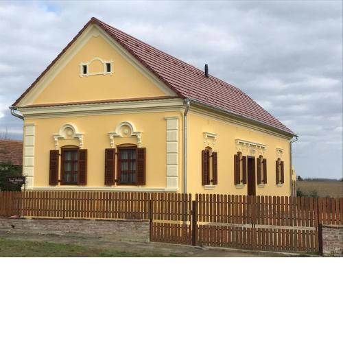 Porrogi Fenyő Vendégház